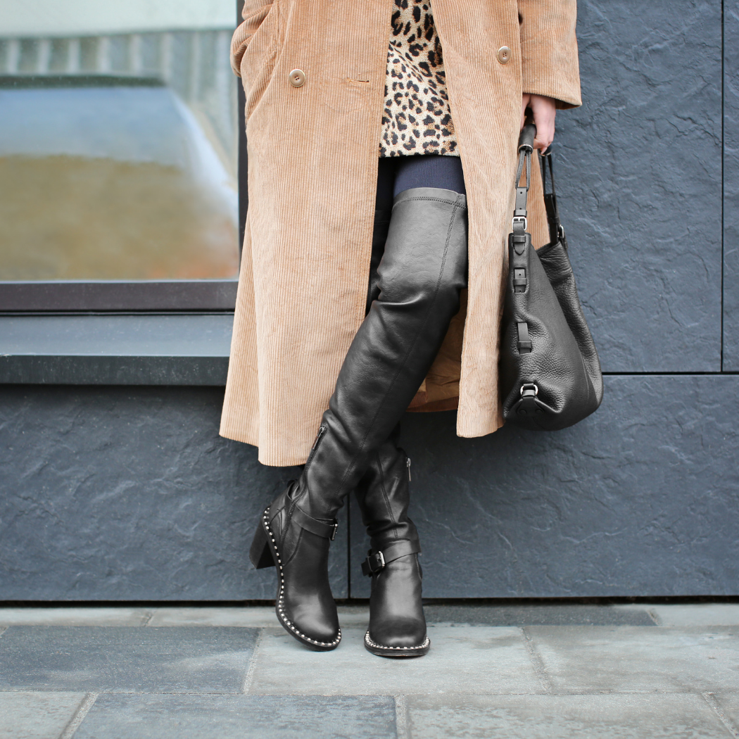 Kozaki na szeroką łydkę, które czynią cuda. Poznaj 6 idealnych modeli butów na jesień i zimę